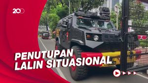 Antisipasi Aksi Jokowi End Game Kendaraan Taktis Bersiaga di Kawasan Monas