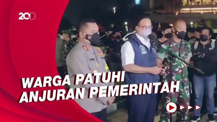 Anies Tinjau Bundaran HI saat Tahun Baru: Alhamdulillah Kondusif!