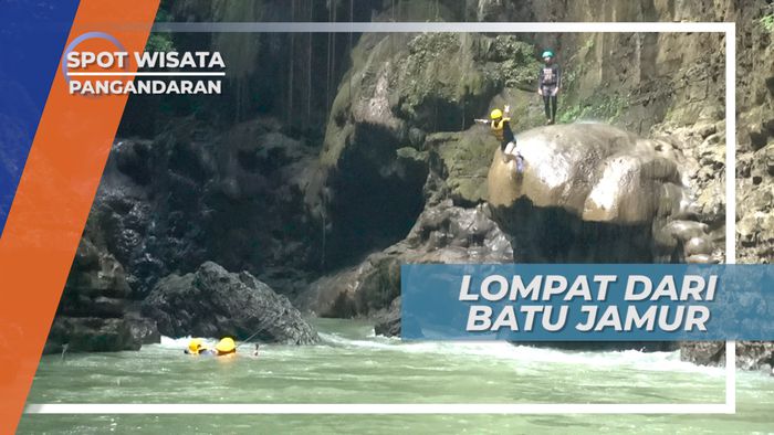 Batu Jamur, Spot Melompat Seru di Green Canyon Pangandaran