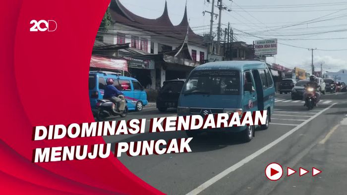 Hari Kedua 2022, Lalin Simpang Gadog Ramai Lancar