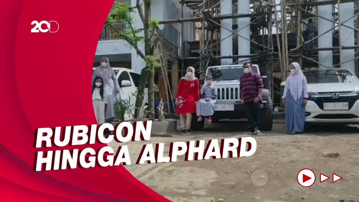 Heboh Kado Ultah Warga di Pati Diberi 3 Unit Mobil Mewah!