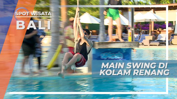 Berayun dan Melompat ke Kolam, Serunya Main Swing di Bali