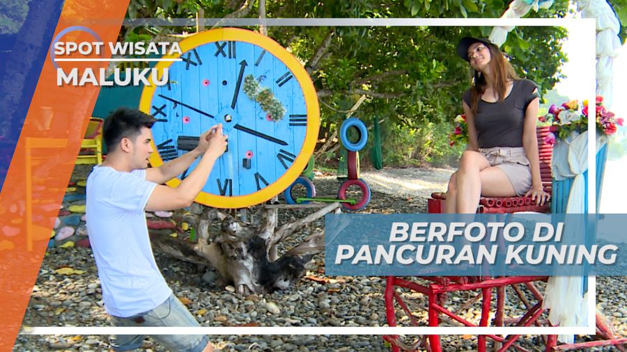 Pancuran Kuning, Pose Cantik di Spot Foto Warna-warni Tepi Pantai, Maluku