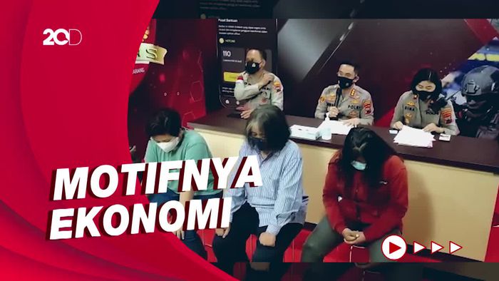 Petugas Gagalkan Trio Emak-emak Joki Vaksin Covid-19 di Semarang