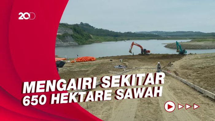 Momen Jokowi Resmikan Bendungan Randugunting di Blora Jateng