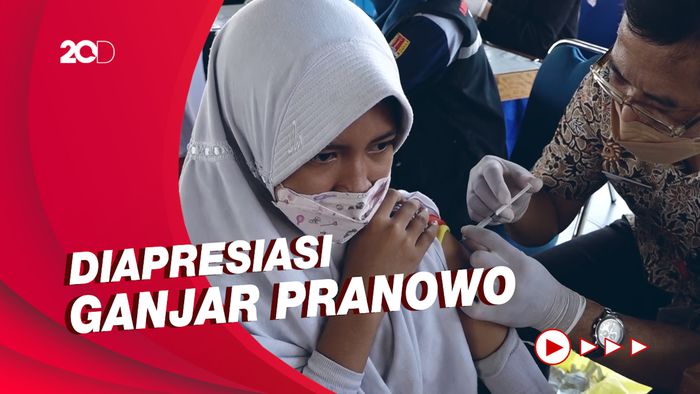 Anak-anak Divaksin Sambil Piknik Militer di Kapal Perang TNI AL