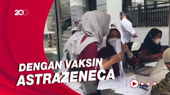 Sukabumi Gelar Vaksinasi Booster untuk Lansia di 7 Puskesmas
