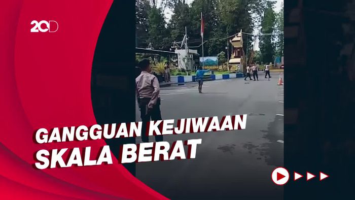 Pria yang Bawa Pisau-Ancam Polisi di Lumajang Alami Gangguan Jiwa