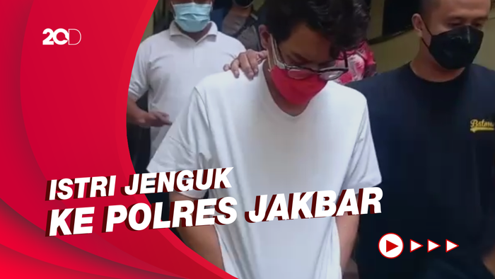 Terungkapnya Pernikahan Ardhito Pramono Gegara Kasus Narkoba