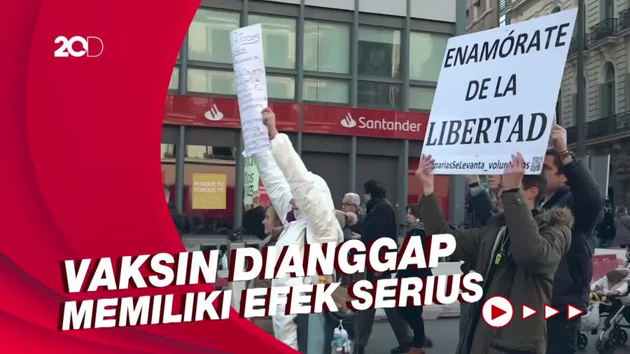 Masyarakat Madrid Gelar Demonstrasi Tolak Vaksinasi