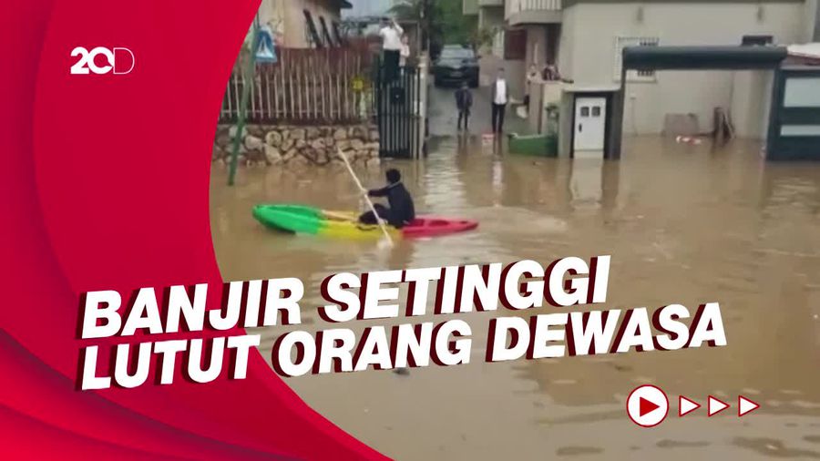 Israel Dilanda Banjir, Warga Berkeliling Kota Menggunakan Perahu 