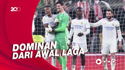 Real Madrid Raih Trofi Supercopa de Espana