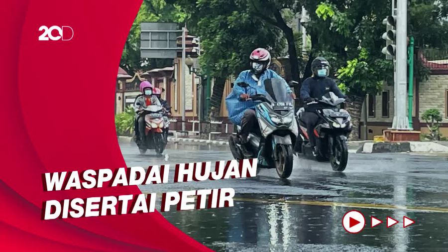 Sebagian Besar Wilayah Indonesia Berpotensi Hujan