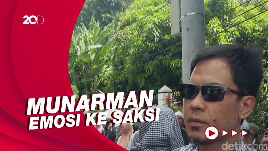 Momen Munarman Emosi: Saya 9 Bulan Masuk Penjara Gara-gara Laporan Dia!