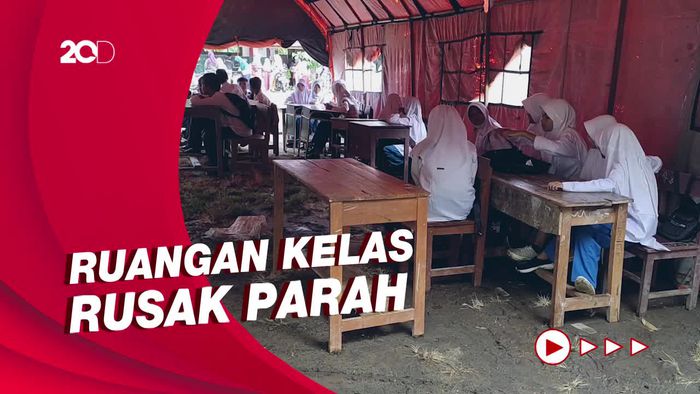 Para Siswa Terpaksa Belajar di Tenda Darurat Imbas Gempa Banten
