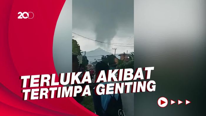 Angin Puting Beliung Rusak Belasan Rumah di Lumajang, Satu Orang Terluka