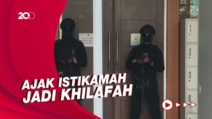 Saksi Nasihati Munarman: Istikamah Aja Bang