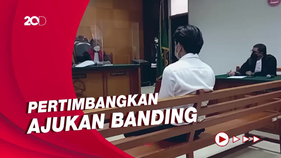 Detik-detik Gaga Muhammad Divonis 4,5 Tahun Penjara