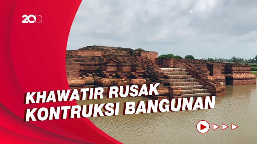 Candi Blandongan dan Jiwa di Karawang Masih Terendam Banjir