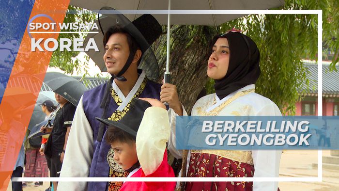Gyeongbokgung Palace, Berkeliling Istana Megah Menggunakan Pakaian Tradisional Korea Selatan