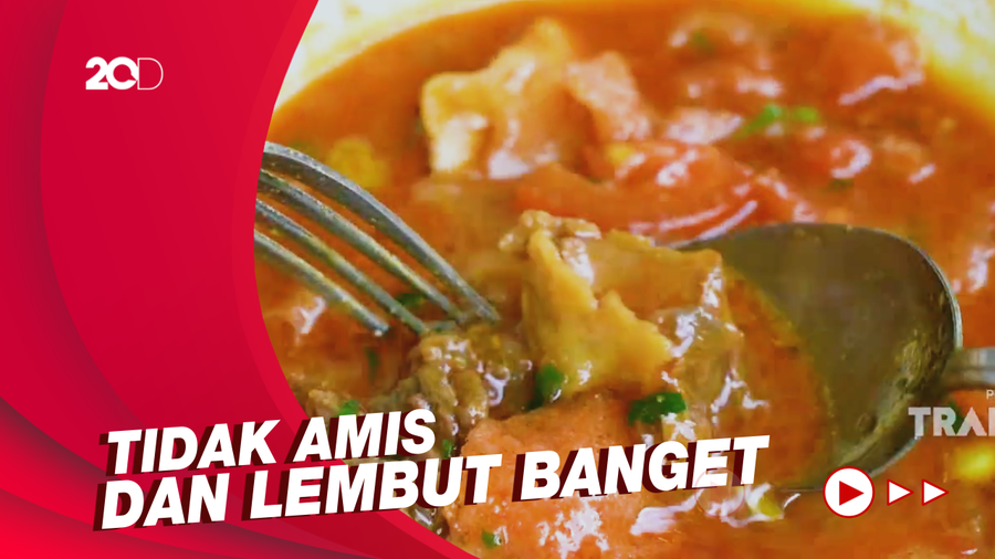 Bikin Laper: Mencoba Soto Kaki Sapi Mencos yang Laris Manis