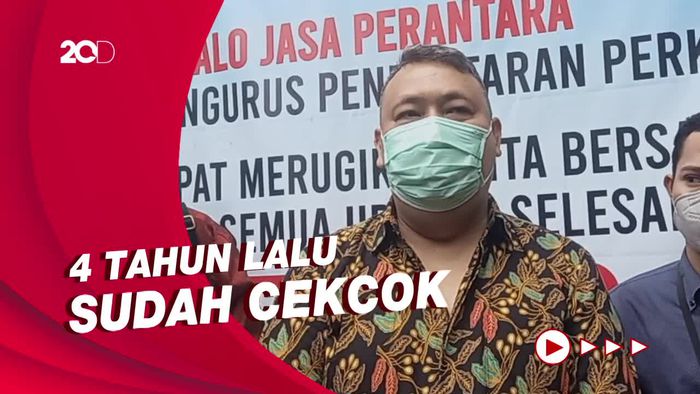 Rumah Tangga Jonathan Frizzy-Dhena Disebut Tak Bisa Diselamatkan Lagi 