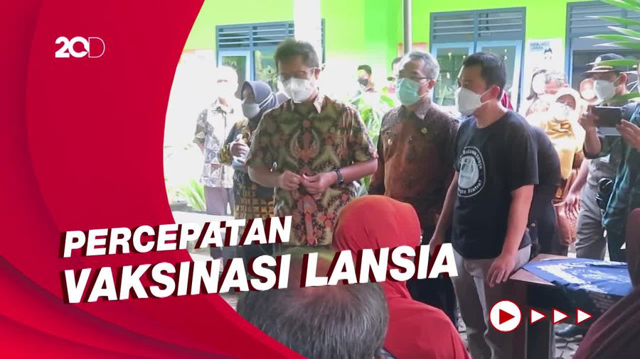 Kegiatan Vaksin Jimpitan Plus di Bantul Bikin Menkes Budi Terharu