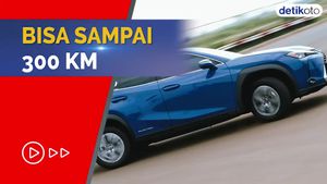 Seberapa Jauh Jarak Tempuh Lexus UX 300e dalam Sekali Cas Penuh?