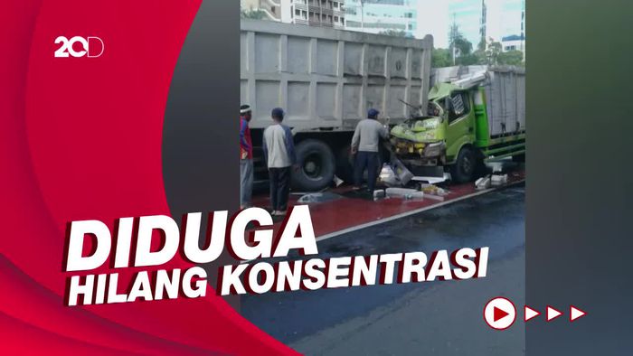 1 Orang Tewas dalam Tabrakan Truk di Jaksel