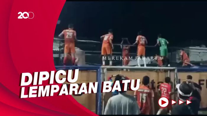 Heboh! Ricuh Warga Vs Pemain Bola di Muara Angke Jakut
