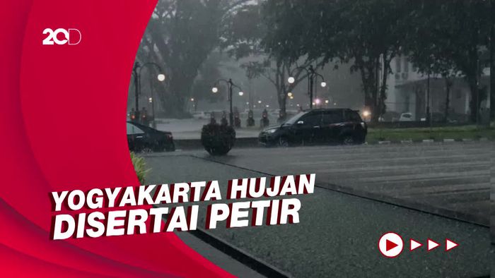 Sumatra & Jawa Cuaca Berawan-Hujan Ringan, Cek Wilayah Lainnya!
