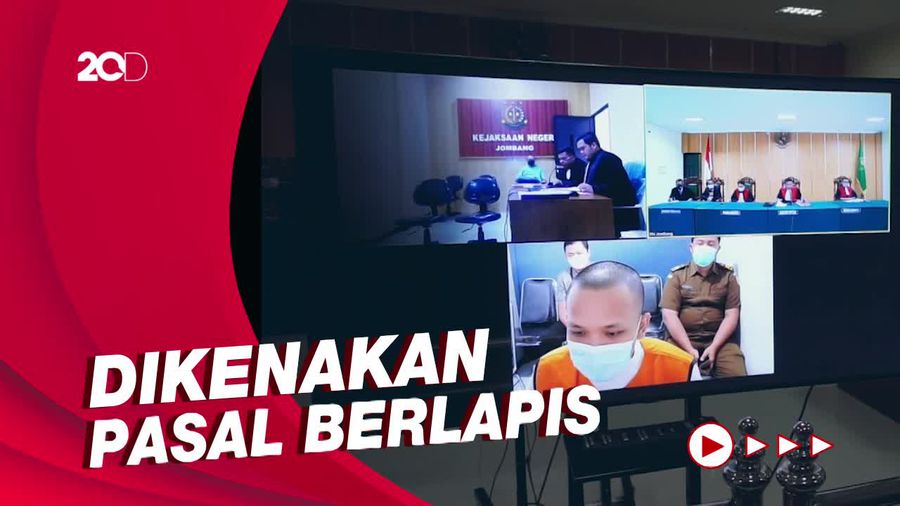 Momen Sopir Vanessa Angel Jalani Sidang Perdana