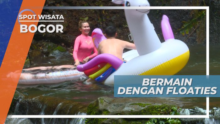 Bermain Floaties di Bawah Air Terjun Curug Jaksa Bogor