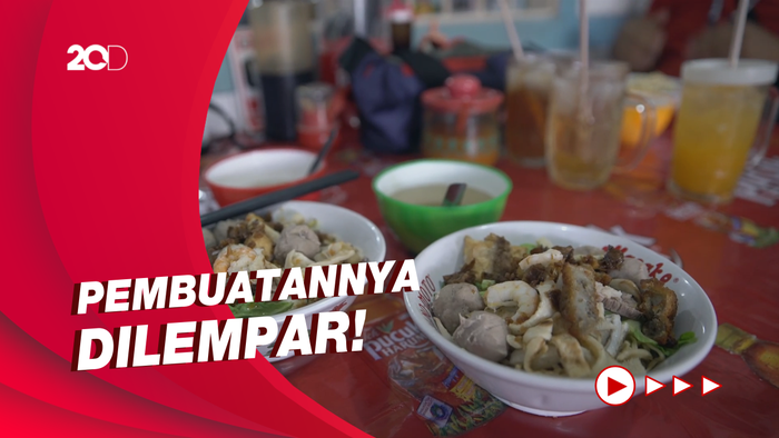 Menikmati Kuliner Bakmie Kungfu Nikmat dan Unik di Singkawang