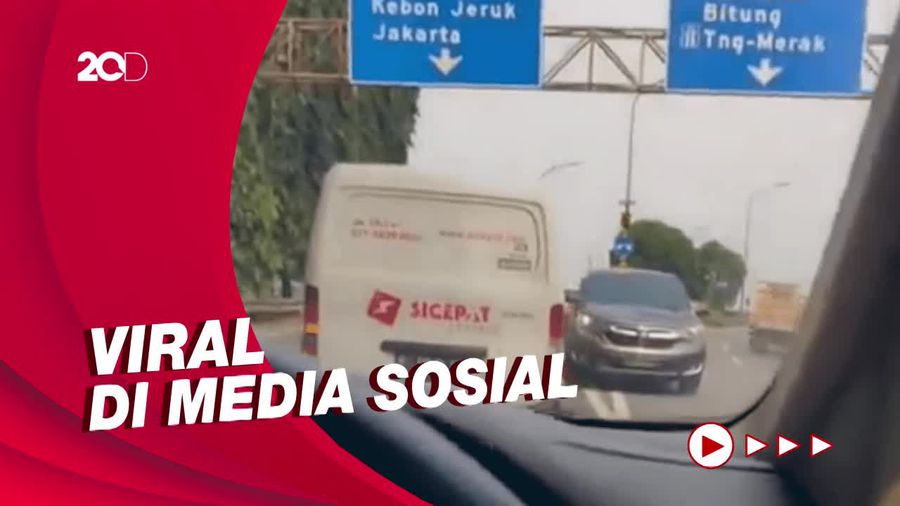 Diduga Salah Jalan Bikin Pemobil Ini Lawan Arah di Exit Tol Cikokol