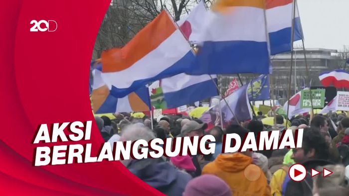 Ribuan Warga Belanda Gelar Demo Menentang Kebijakan Covid-19
