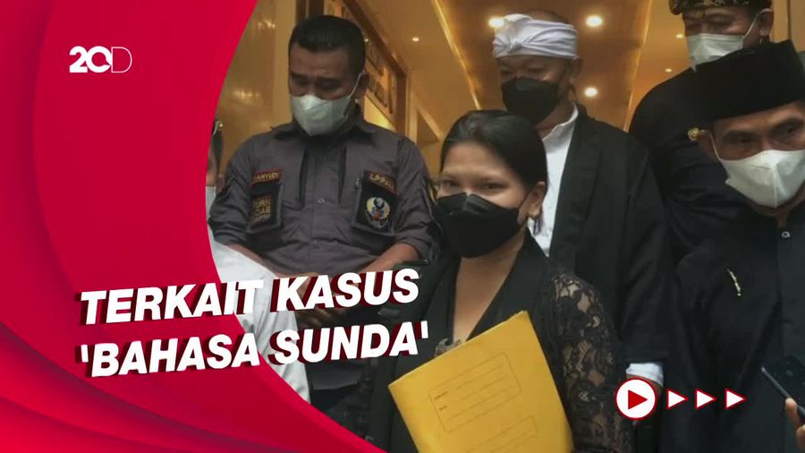 Pelapor Arteria Dahlan Bawa Bukti 2 Pasal saat Diperiksa Polda Metro