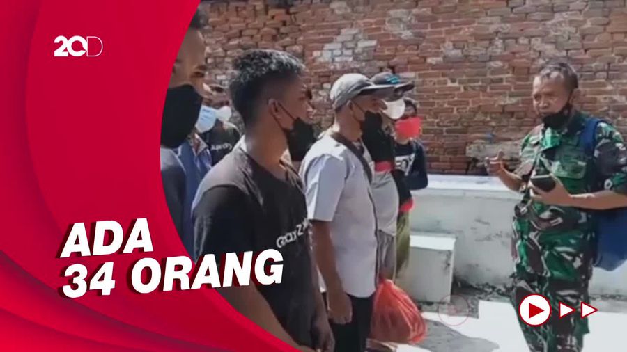 Momen TNI Selamatkan PMI Ilegal Berlumpur yang Hendak ke Malaysia