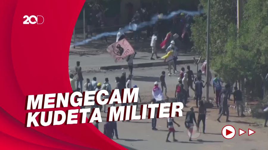 Demo Ricuh di Sudan, Polisi Semprotkan Gas Air Mata ke Massa