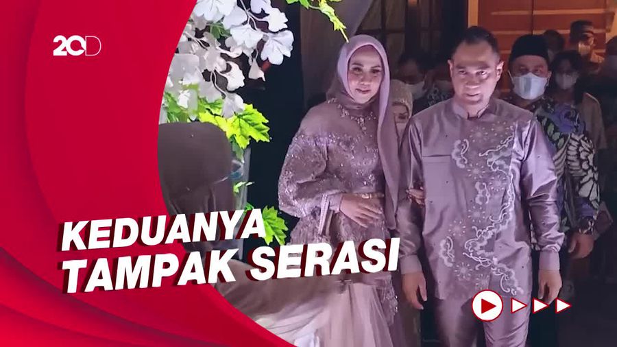 Momen Persiapan Acara Lamaran Ferry Irawan dan Venna Melinda