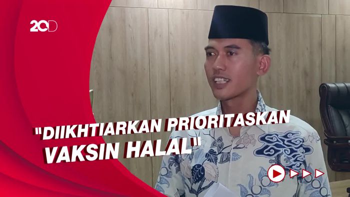 MUI Dorong Pemerintah Ikhtiar Perbanyak Vaksin Covid-19 Halal