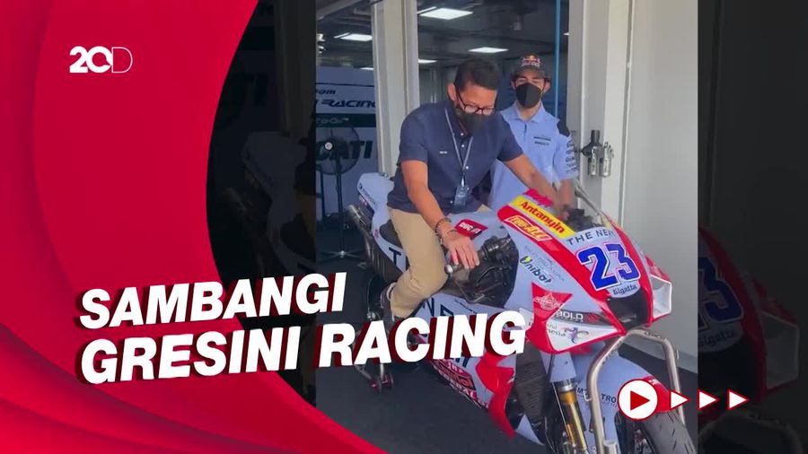 Momen Sandiaga Bertemu Enea Bastianini di Mandalika