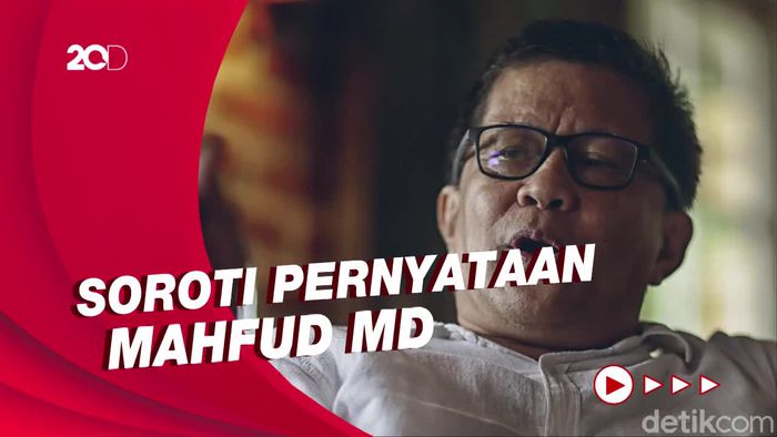 Rocky Gerung soal Konflik di Wadas: Mahfud Md Memanipulasi Fakta!