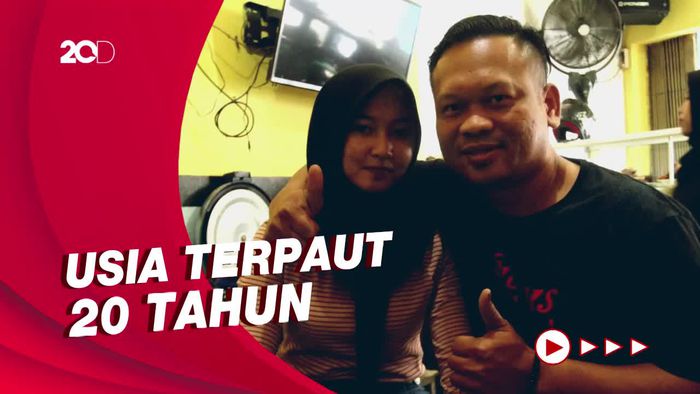 Bak FTV! Pasangan Viral Beda Usia ini Buka Suara