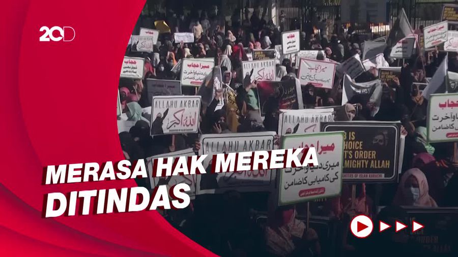 Ratusan Muslimah India Protes Larangan Berhijab di Sekolah