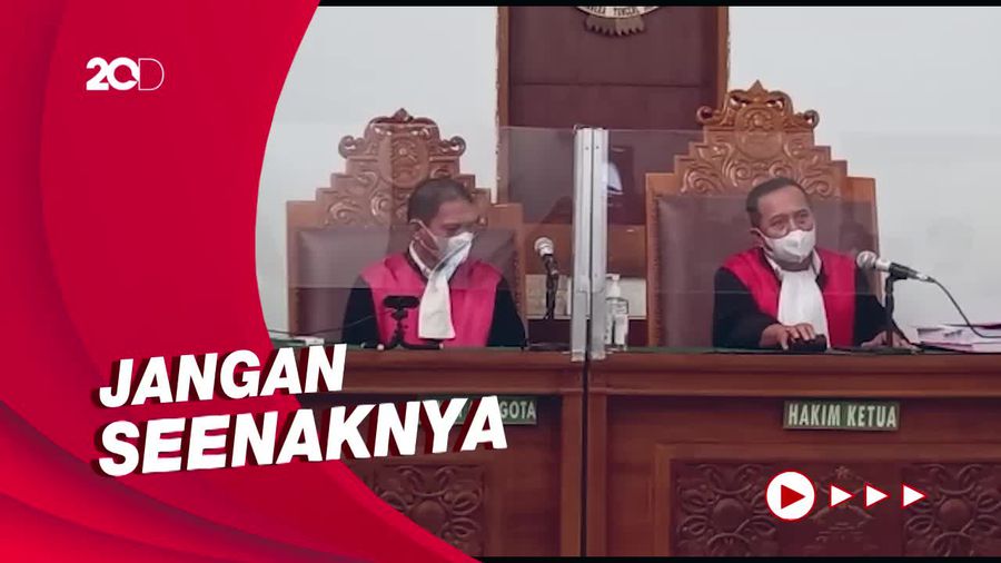 Momen Olivia Nathania Ditegur Hakim Gegara Makan Saat Sidang