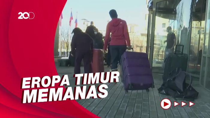 Ketegangan Tak Mereda, Staf AS Mulai Tinggalkan Ukraina