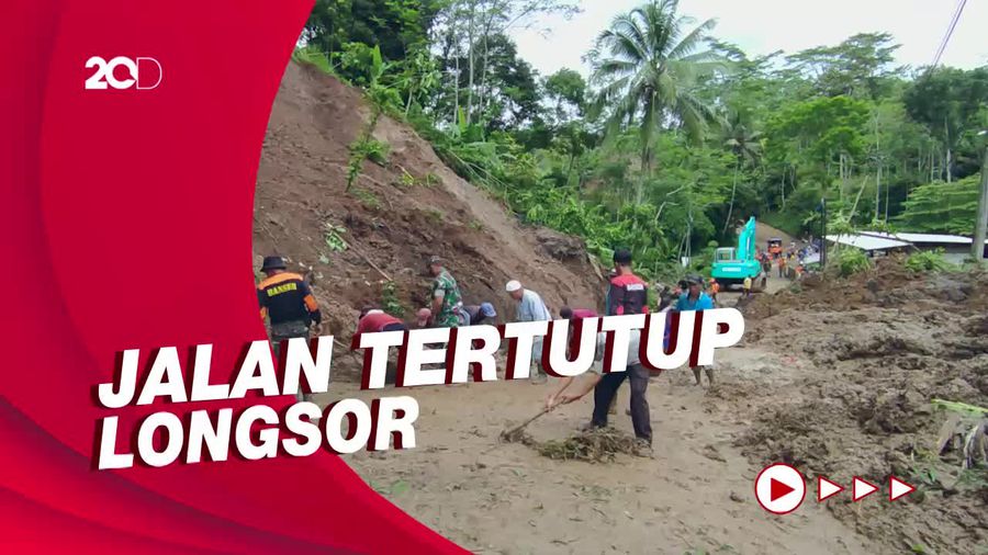 Penampakan Jalan Pingit-Sumowono Temanggung Terputus Akibat Longsor