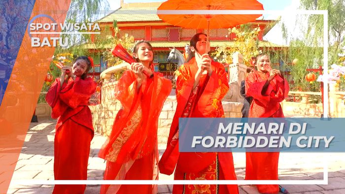 Mengunjungi dan Menari Di Forbidden City, ala Kota Batu Malang 