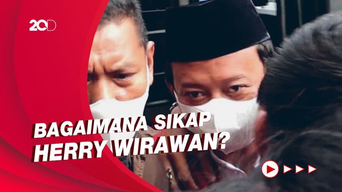 Hukuman Penjara Seumur Hidup untuk Herry Wirawan Pemerkosa 13 Santri